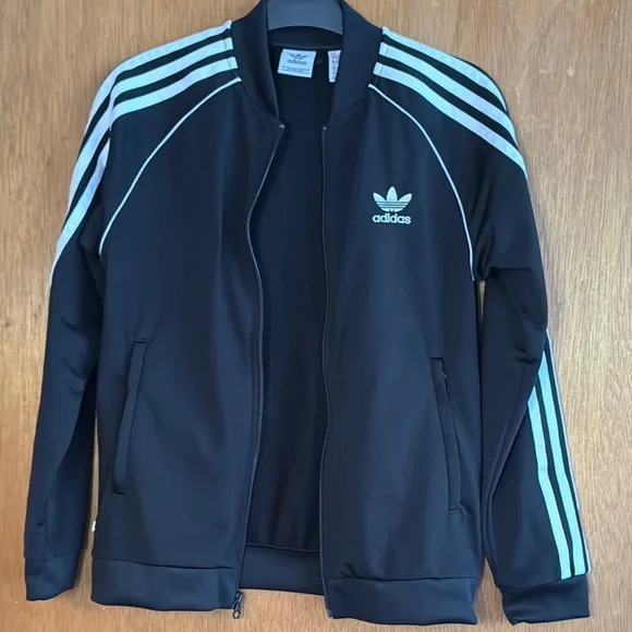 Adidas Black Bomber Jacket with Iconic Design Sz Youth M - Picture 7 of 8